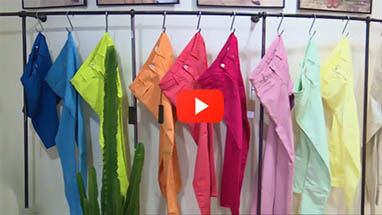 Lancer la vidéo "Vêtements : pourquoi de telles différences de tailles"