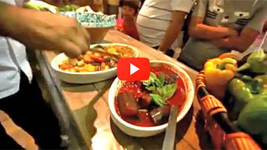 Lancer la vidéo "Stragusto - la festa del cibo da strada"