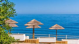 Bagheria - Aspra - Bar posizionato letteralmente a due passi dal mare