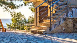 Bagheria - Mongerbino - Cortile di una casa vacanze