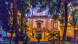 Bagheria - La facciata posteriore di Villa Palagonia