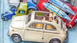 Cefalù - Automodelli nel centro storico