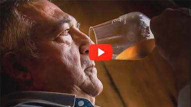 Inviare il video "Marco De Bartoli: la visione di un territorio e di un vino"