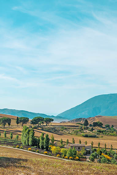 Sizilien - Landschaft - Hier ähneln die Madonien ein wenig der Toskana