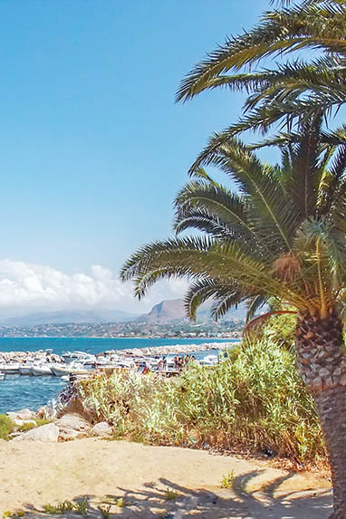 Sizilien - Casteldaccia - Berge, Meer und Palmen