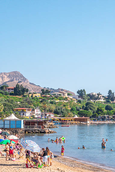 Sizilien - Casteldaccia - Badegäste