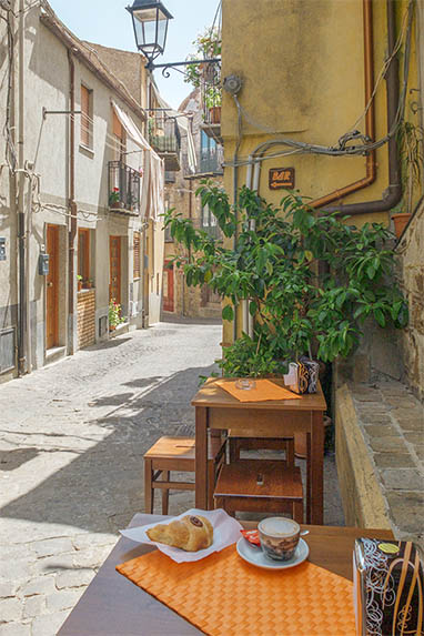 Sizilien - Pollina - Freiluft-Bar