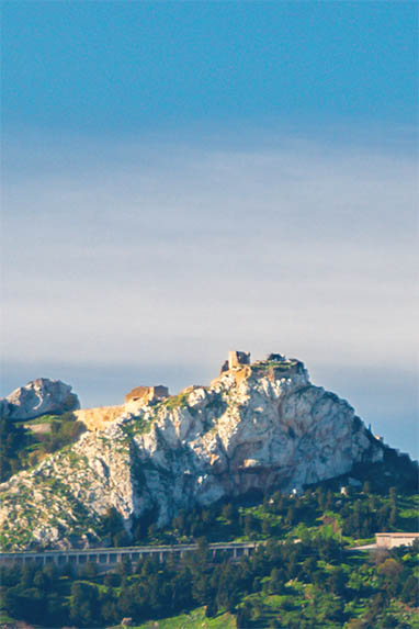 Sizilien - Sclafani Bagni - Felsen