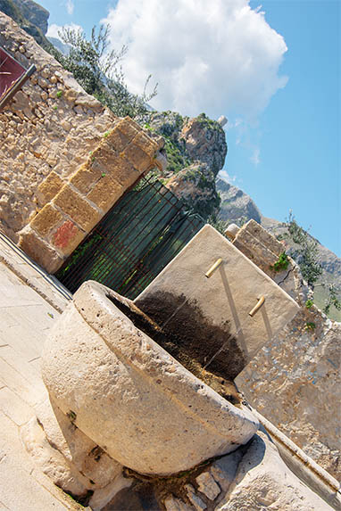 Sizilien - Scopello - Brunnen