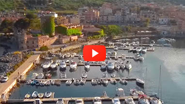 Video "San Nicola l'Arena" starten