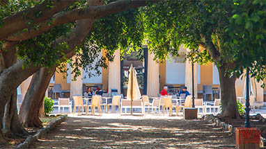 Palermo - Bar in der Villa Giulia