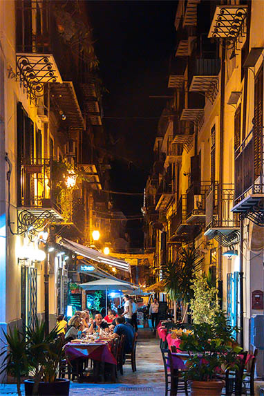 Sizilien - Palermo - Gassen - Pizzeria