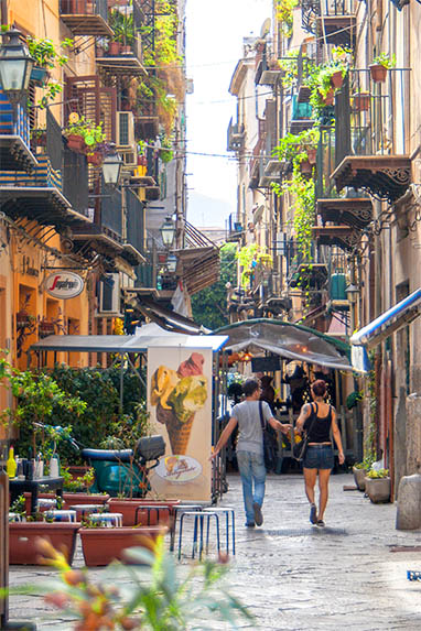 Sizilien - Palermo - Gassen - Flanieren