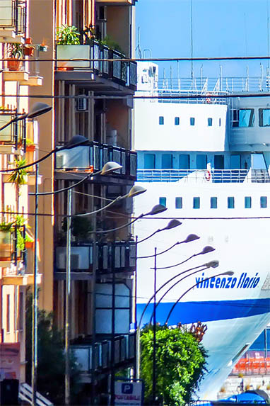 Sizilien - Palermo - Gassen - Hafenblick