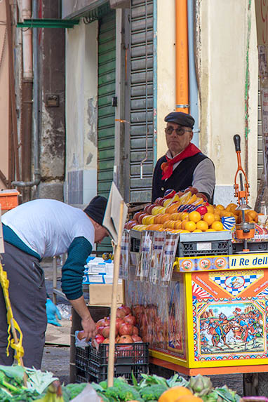 Sizilien - Palermo - Mercato del Capo - Frisch gepresster Saft