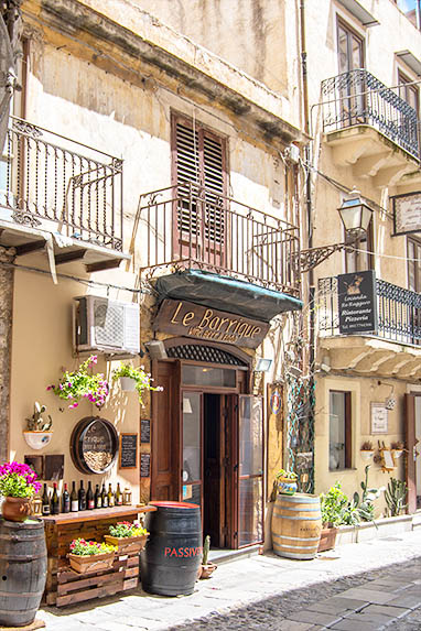 Sizilien - Palermo - Monreale - Weinhandlung