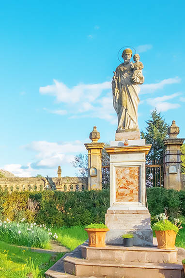 Sizilien - Bagheria - Statue im Garten 'Villa San Cataldo'
